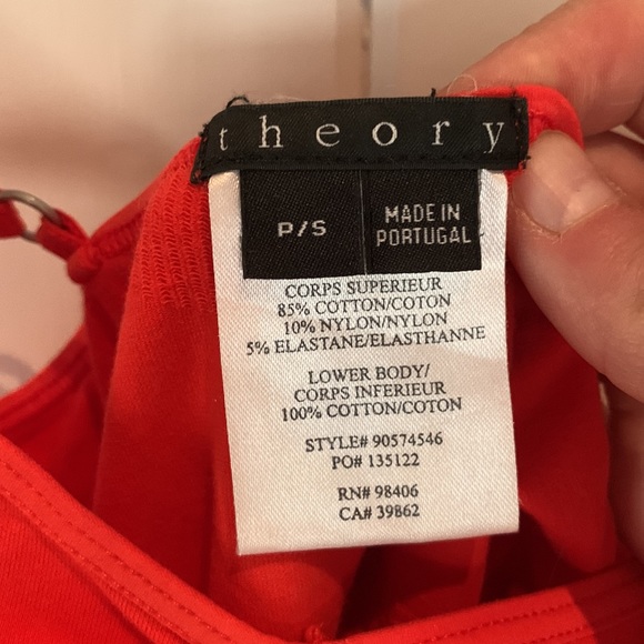 Theory womens red tank size S - Picture 3 of 3